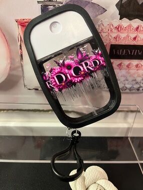 🆕FASHION reusable Black Hand Sanitizer Case with Pink Floral and Keyring NWT